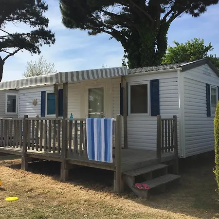 Camping Le Brandais 3*