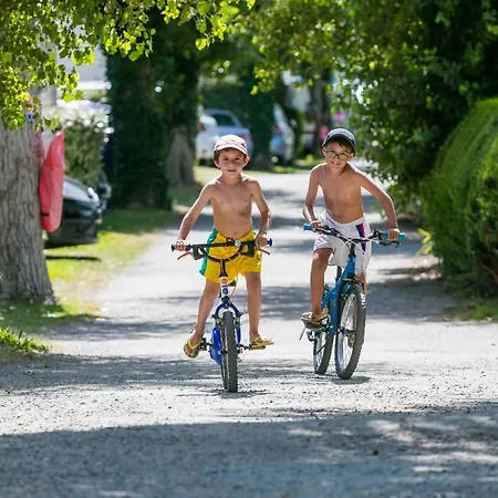 Camping Le Brandais Camping