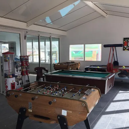 Kemping Camping Le Brandais 3*