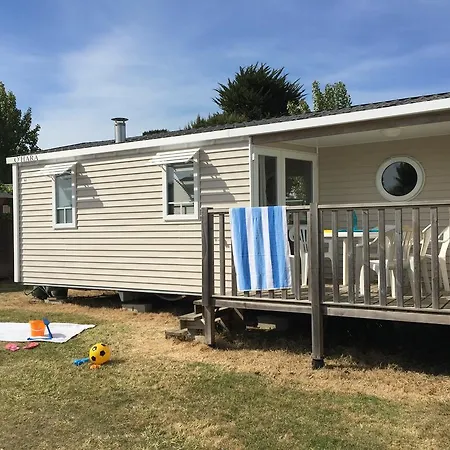 Kemping Camping Le Brandais 3*