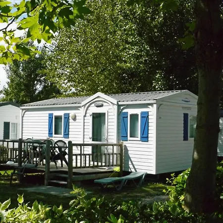 Camping Le Brandais 3*